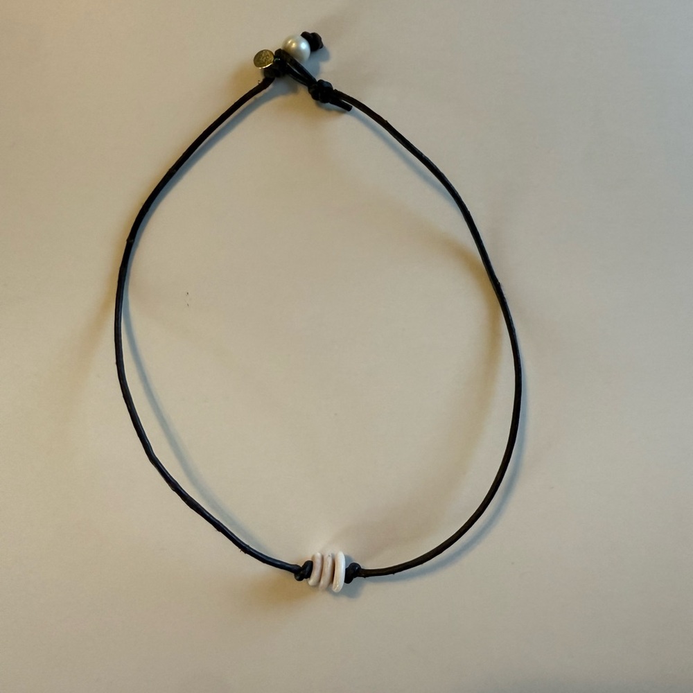 Three Pack Puka Shell Necklace - Picture 5 of 9